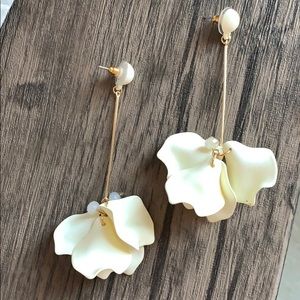 earring length 3.54 inch